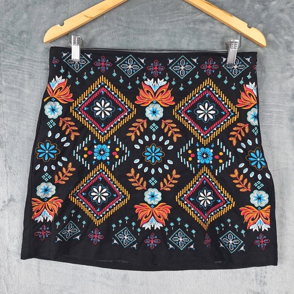 Savanna Jane Dresses & Skirts - Womens Skirt Large Black Embroidered Boho Western Indie Floral Hippie Faux Suede